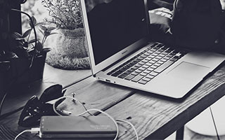 意甲媒体热议：米兰与卡利亚里之战，巴特萨吉顶替感冒的帕夫洛维奇打左边中卫，表现依然出色